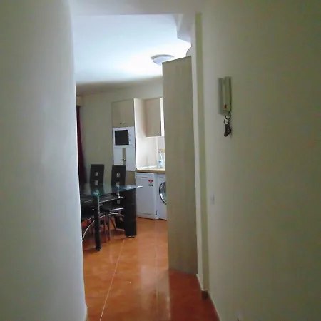Apartament Apatamento Aeropuerto 1 *
